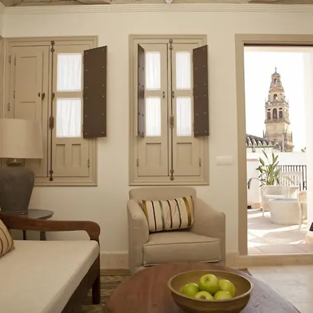 Balcón De Hotel 4*